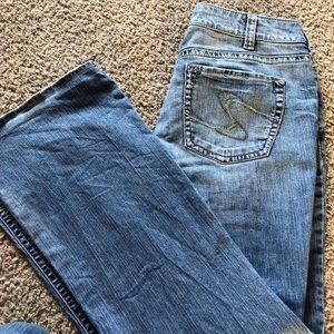 Silver Suki Jeans 33/32